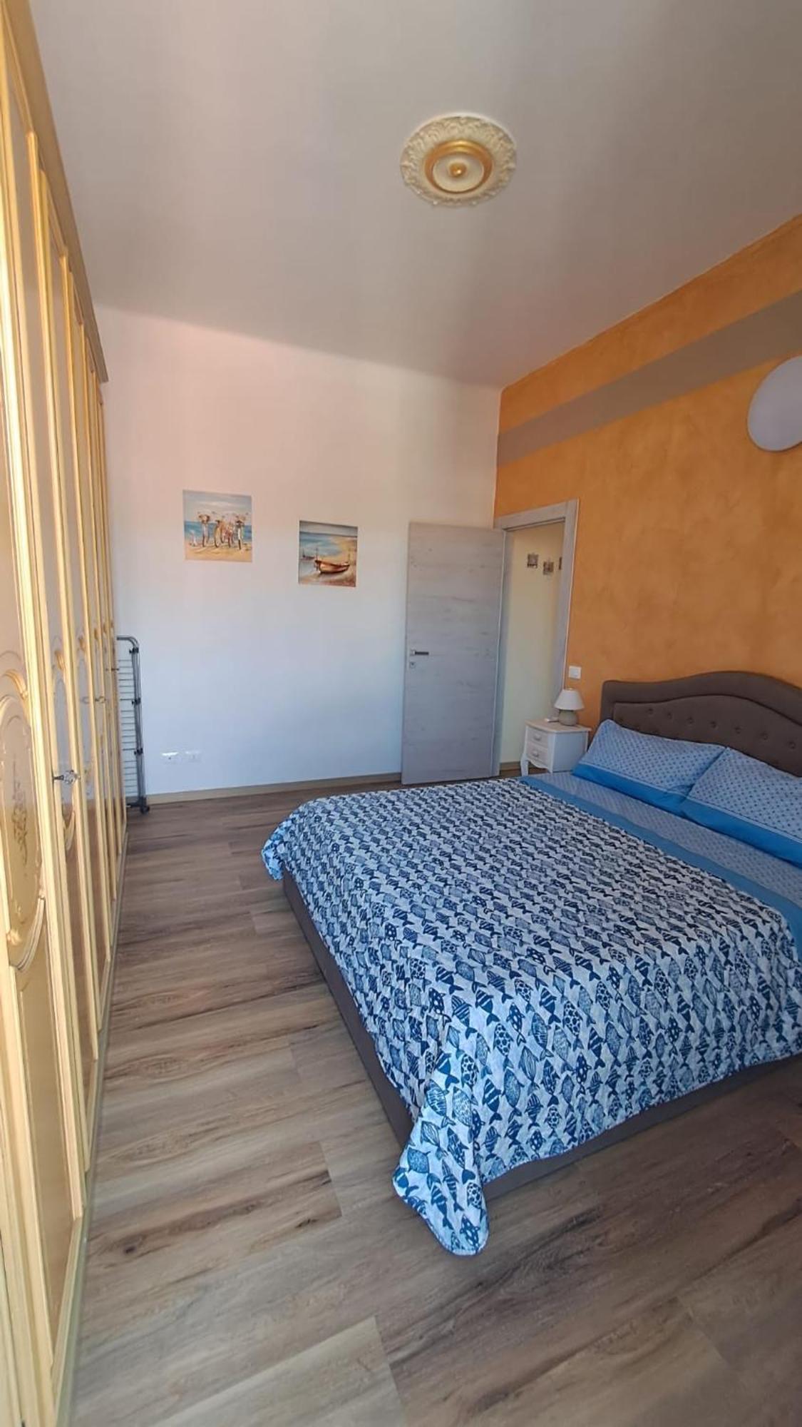 Orizzonte 5 Terre - Via Napoli 85, Stazione Centrale - Centro Storico La Spezia Eksteriør billede